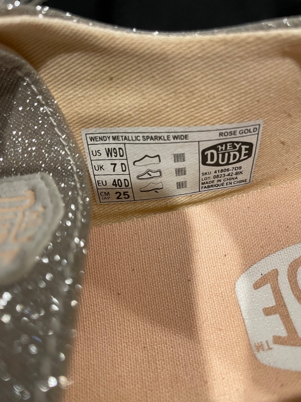 Hey Dude Shoes - Picture 2 of 2